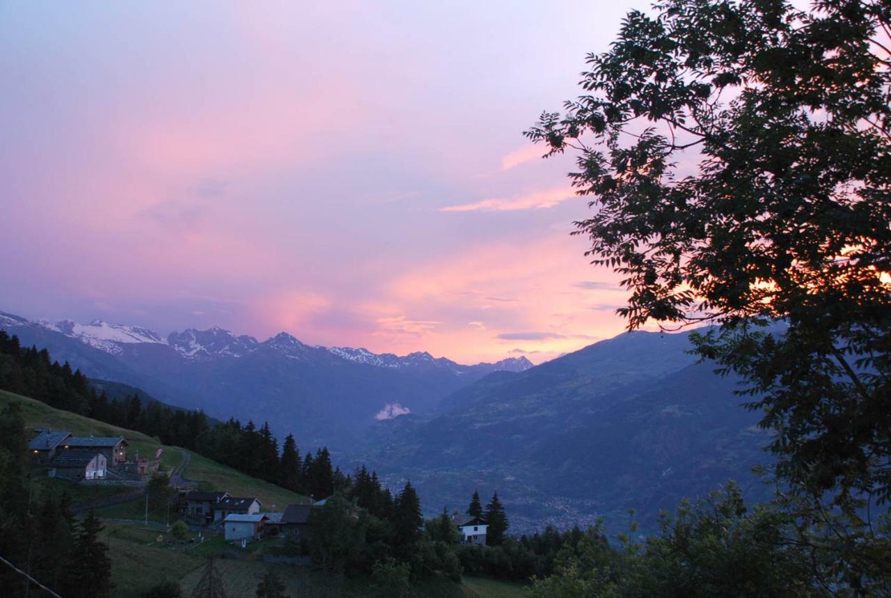 Villa Maison Grivon Incanto E Vista Sulla Valle à Charvensod Extérieur photo